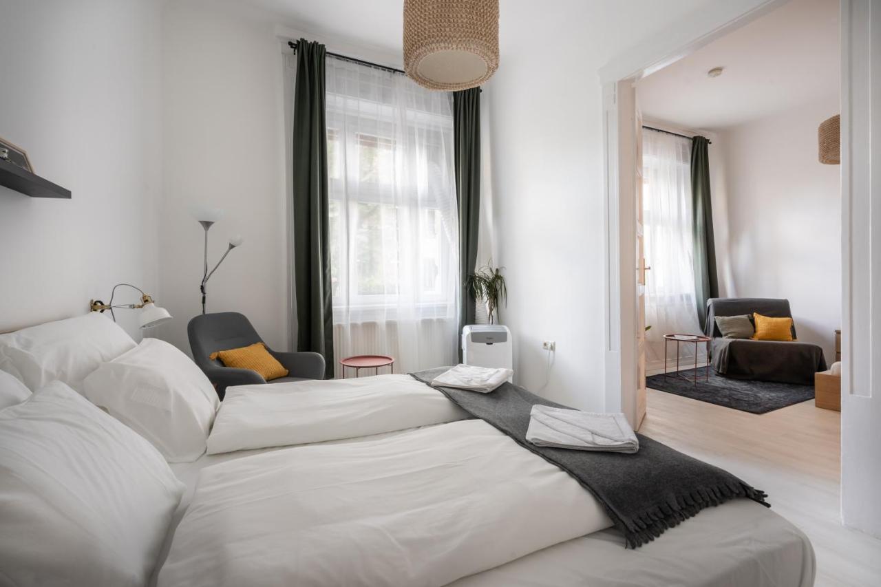 Gellert Mountain Apartment ブダペスト エクステリア 写真