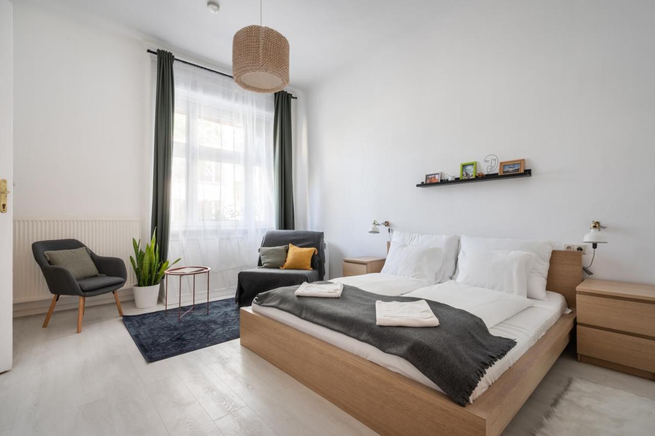 Gellert Mountain Apartment ブダペスト エクステリア 写真