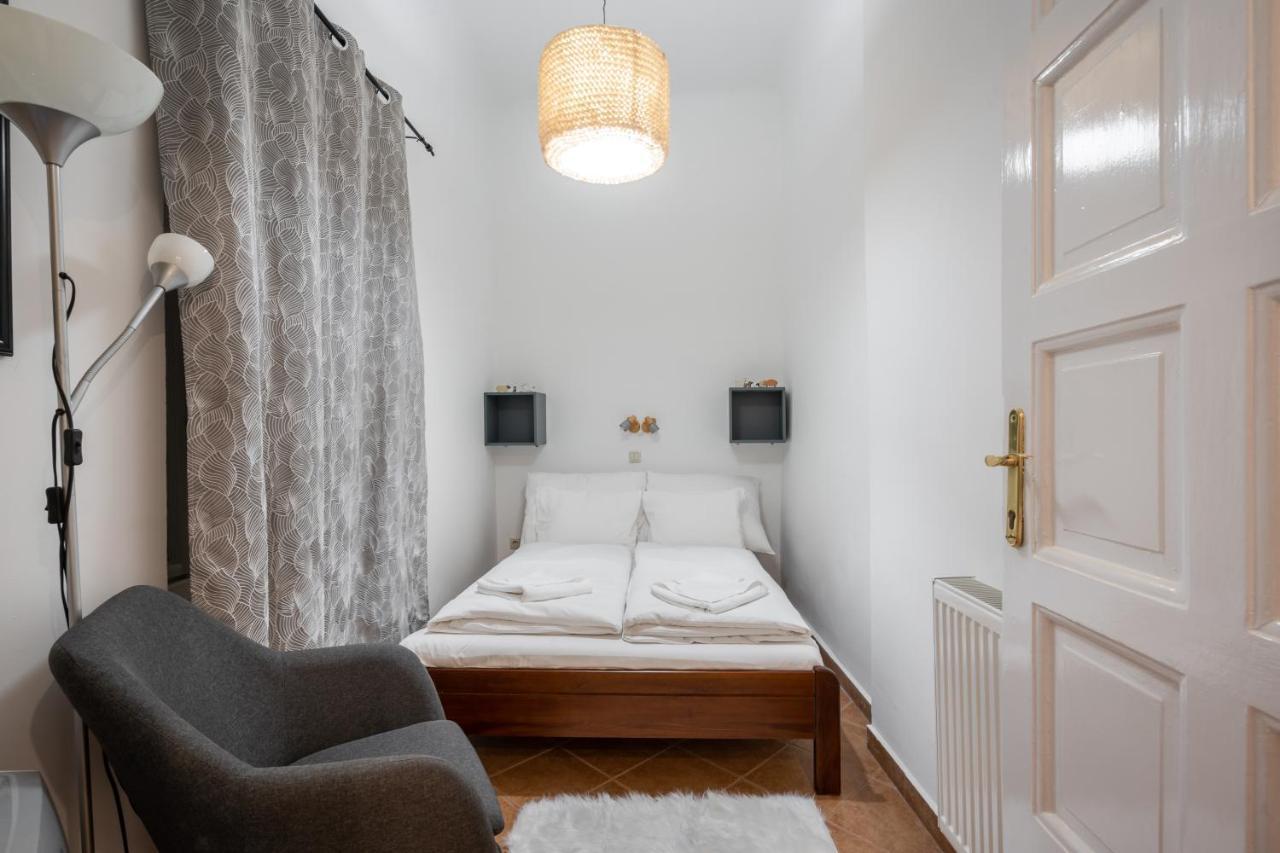 Gellert Mountain Apartment ブダペスト エクステリア 写真